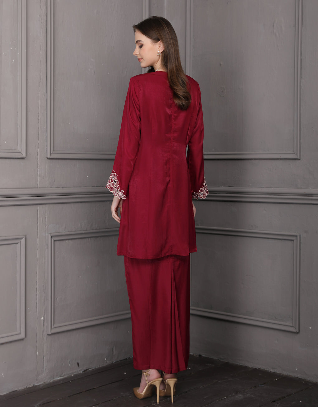 Embroidered Elegance Kurung