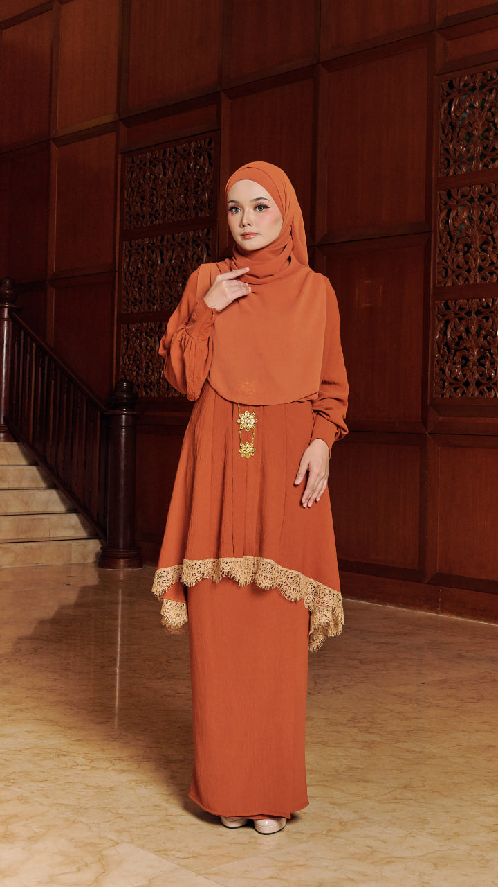 Regal Elegance Baju Kurung