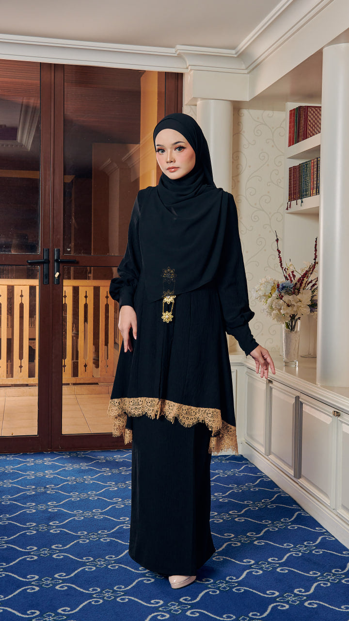 Regal Elegance Baju Kurung