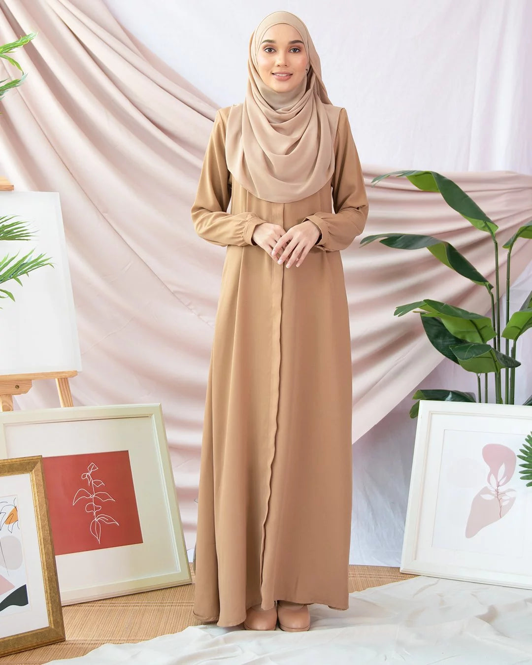 Elegant Essence Abaya