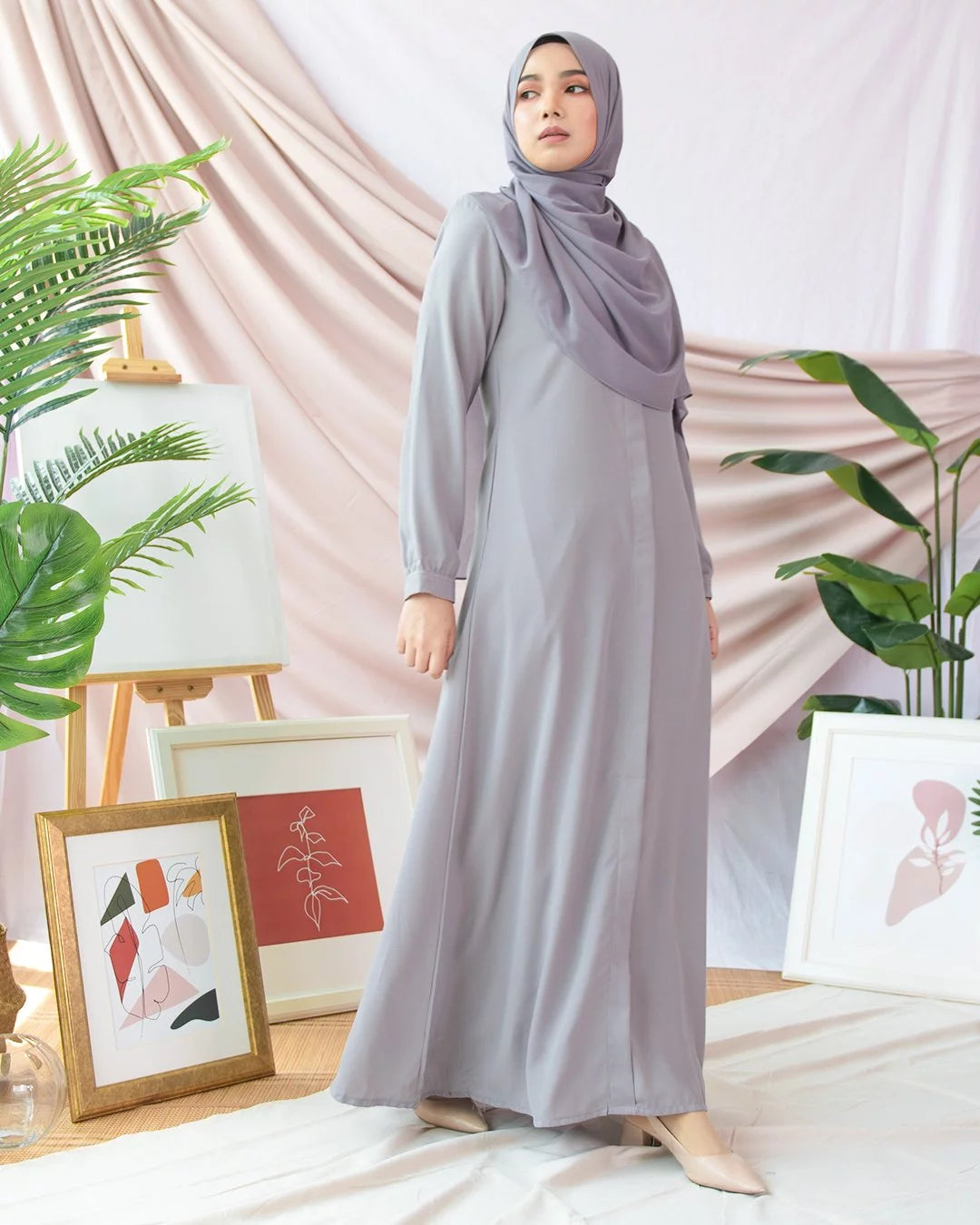 Elegant Essence Abaya