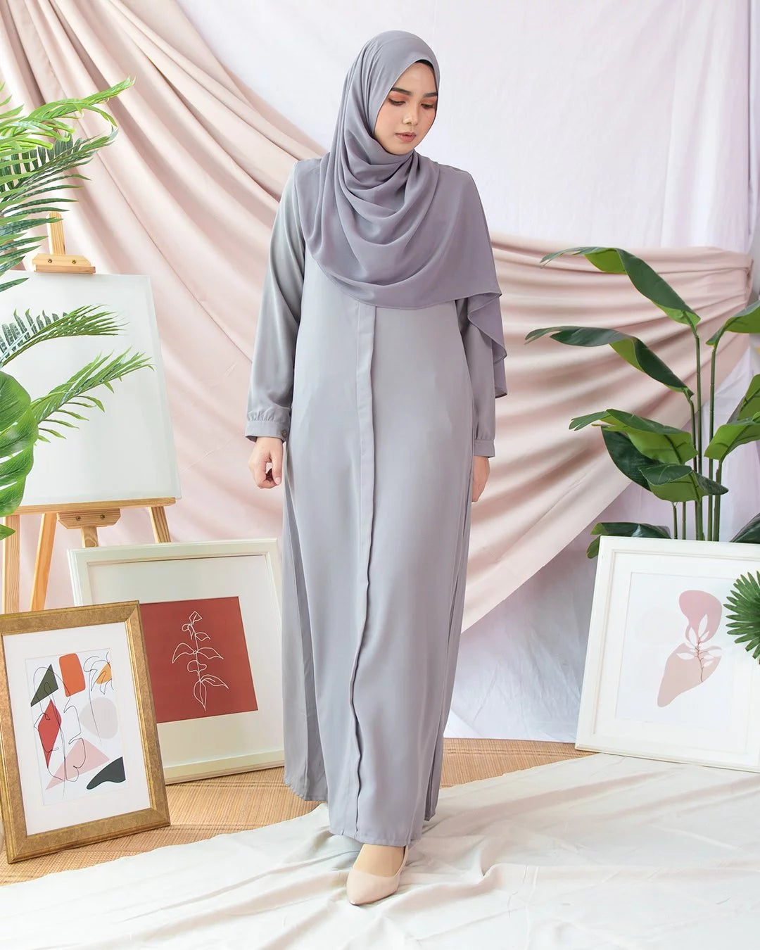 Elegant Essence Abaya