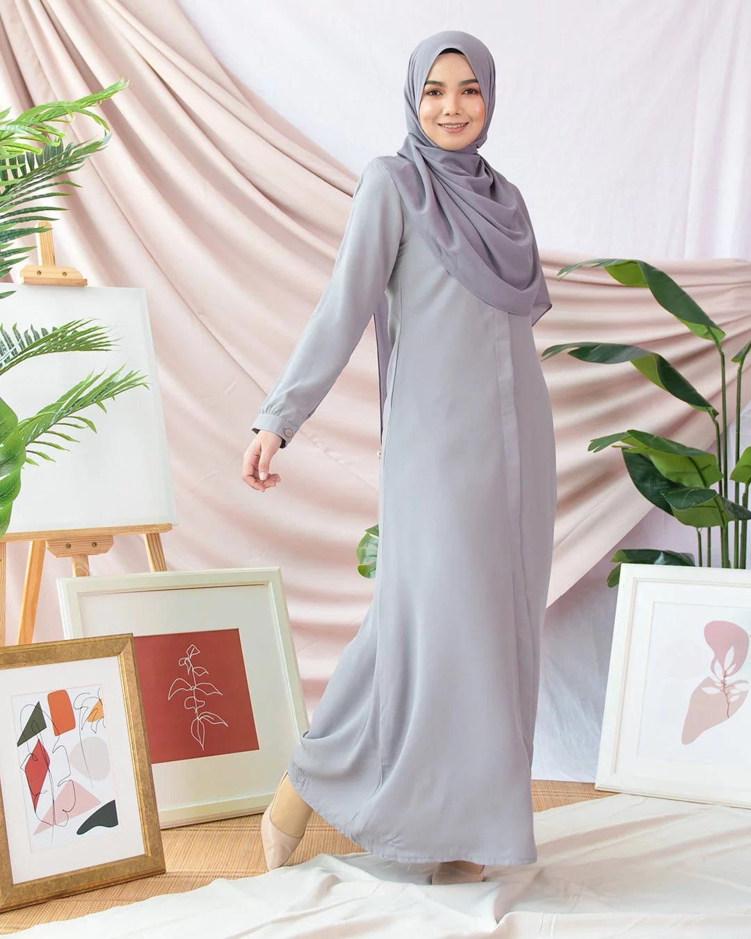 Elegant Essence Abaya