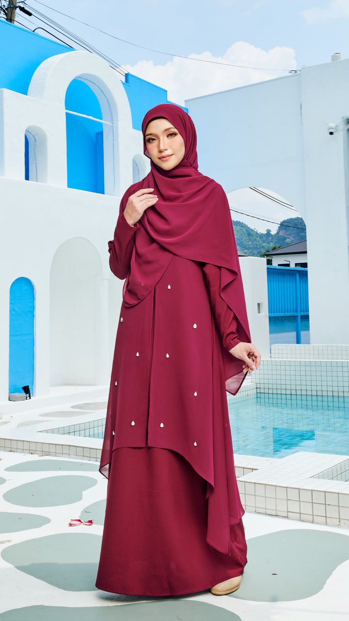 Graceful Radiance Abaya