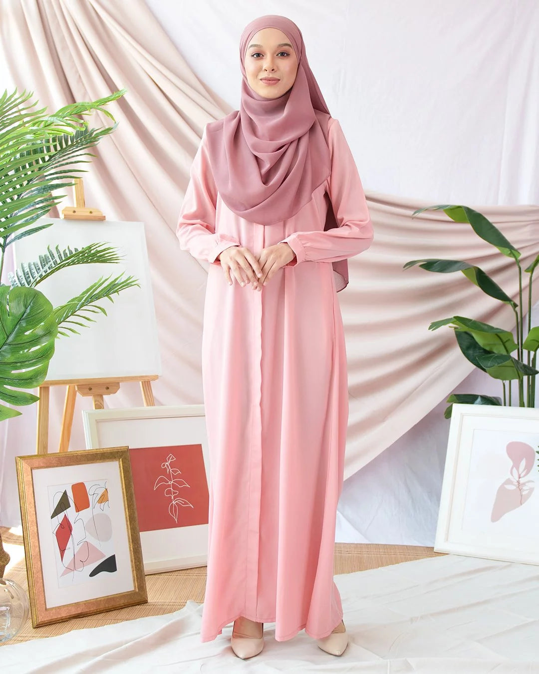 Elegant Essence Abaya