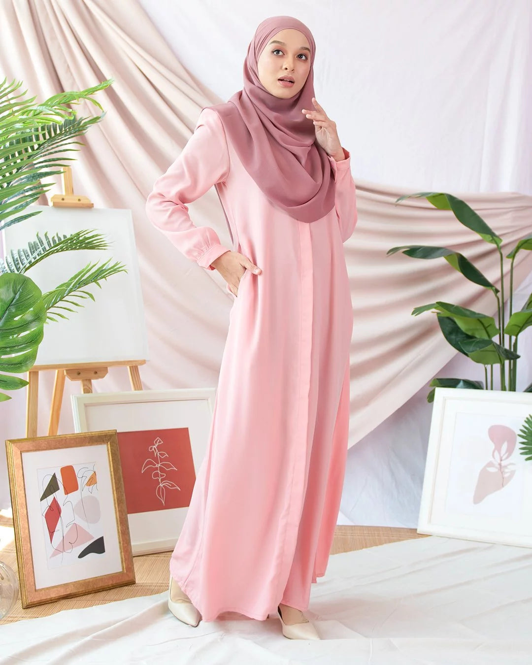 Elegant Essence Abaya