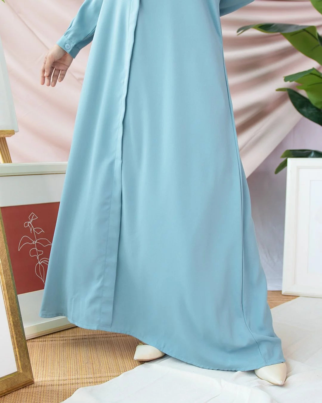 Elegant Essence Abaya