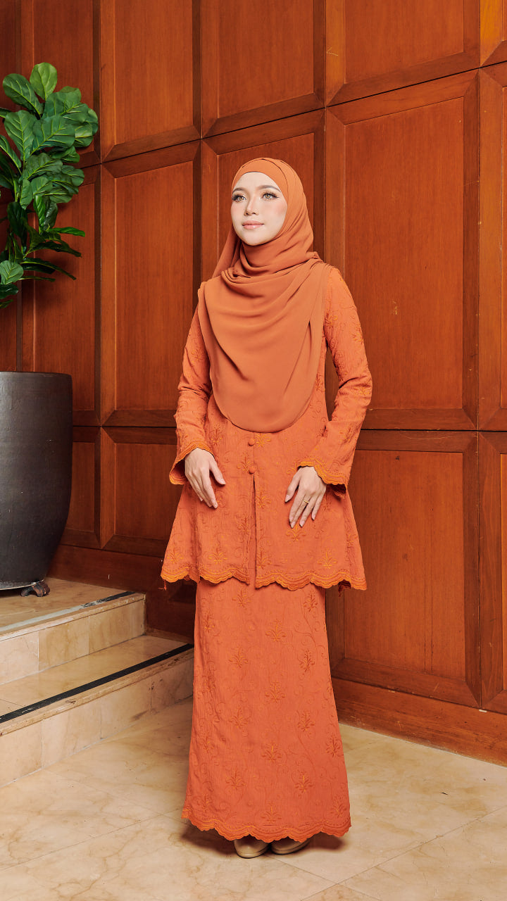 Baju Kurung Embroidered