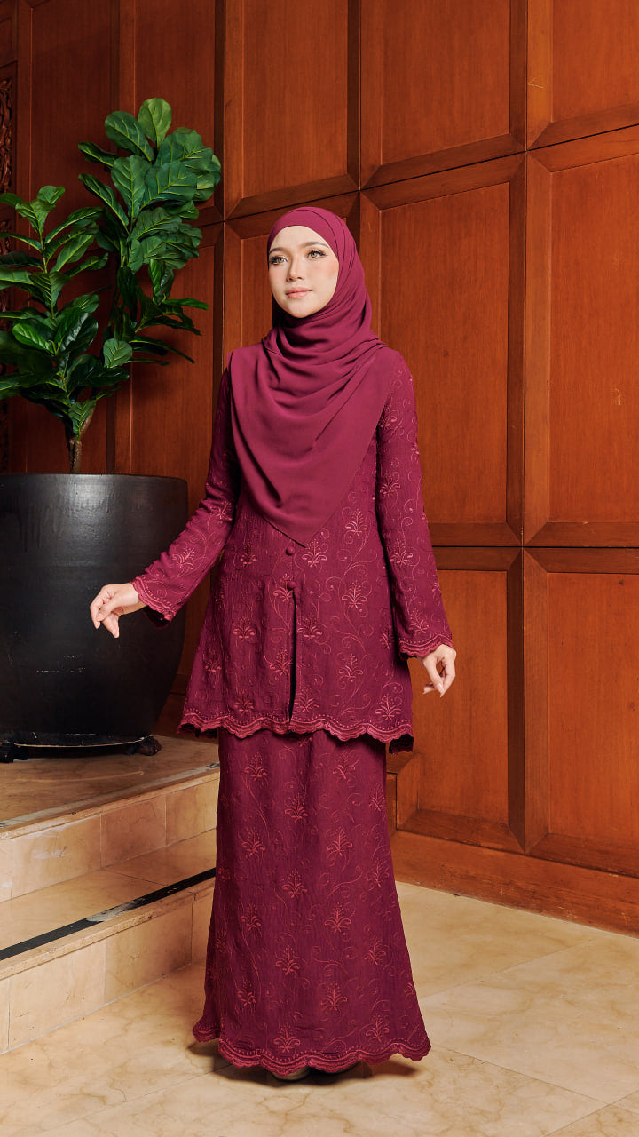 Baju Kurung Embroidered